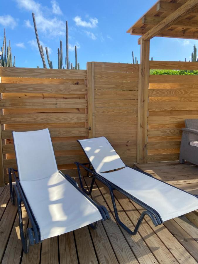 Cozy Studio With Private Spa Ораньєстад Екстер'єр фото